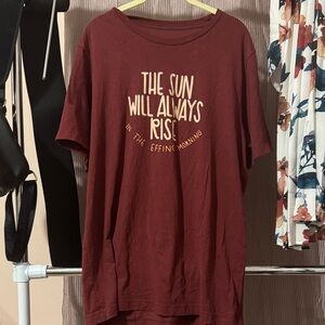 🏷️CLEARANCE🏷️ Maroon Graphic Tee with Uplifting Message